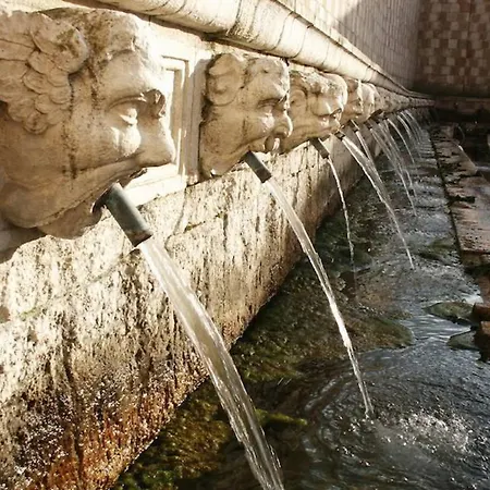 Casa Nel Borgo -affitti Brevi Italia Semesterbostad LʼAquila