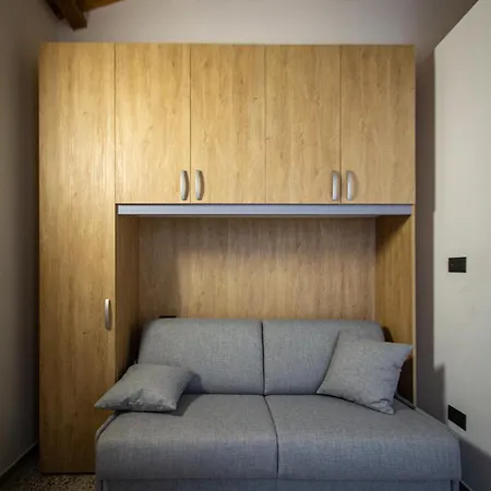 Casa Nel Borgo -affitti Brevi Italia Ferienhaus