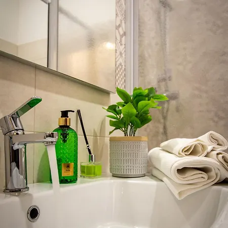 Casa Nel Borgo -affitti Brevi Italia