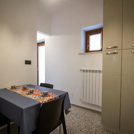 Semesterbostad Casa Nel Borgo -affitti Brevi Italia LʼAquila