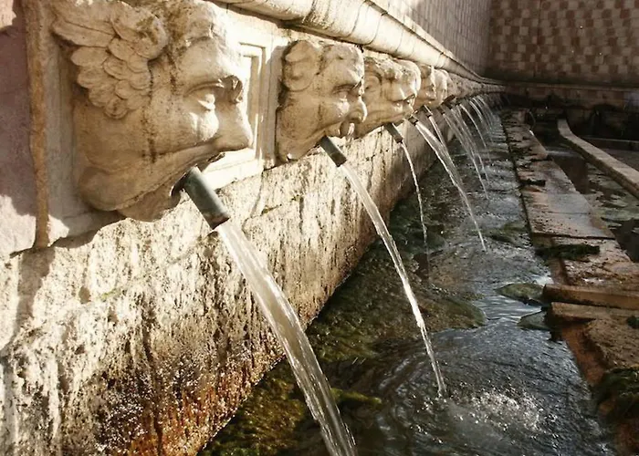 Casa Nel Borgo -affitti Brevi Italia Vakantiehuis LʼAquila