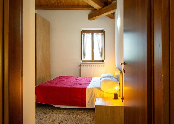 Casa Nel Borgo -affitti Brevi Italia Ferienhaus *